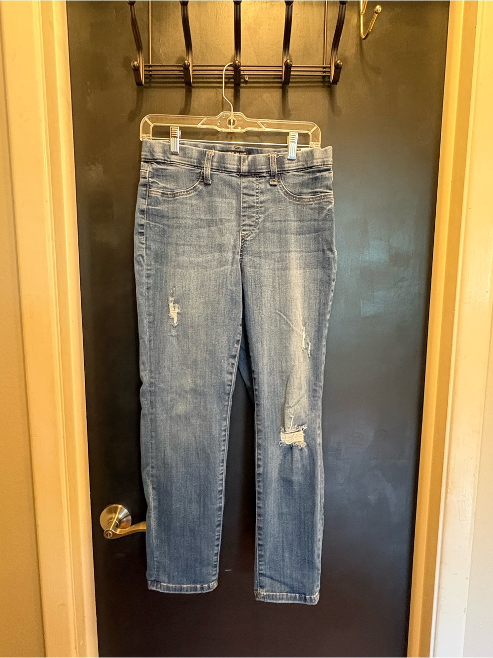 Judy Blue Women’s Jeans Boyfriend Cut Size 9/29 Med Wash Distressed Pull On